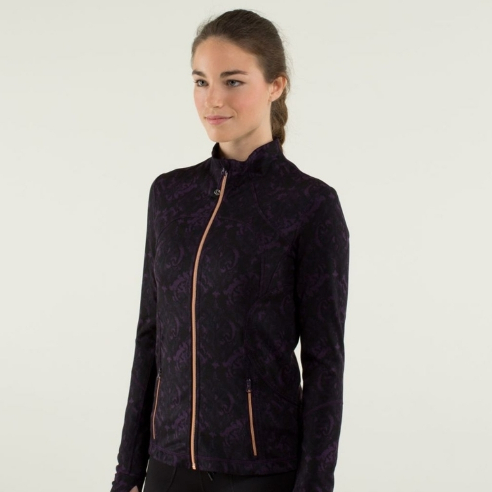 🌺Lululemon Forme Jacket II *Textured in Beautiful Baroque Deep Zinfandel